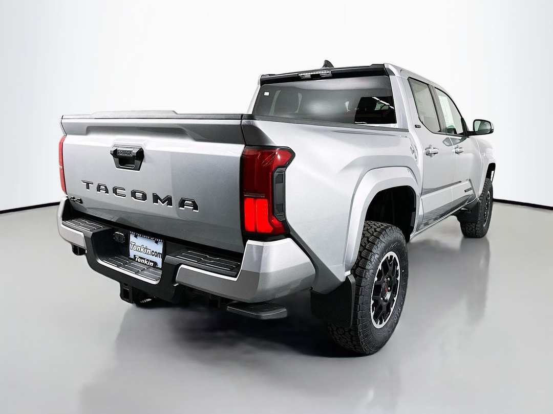 2025 Toyota Tacoma SR5 - Image 7