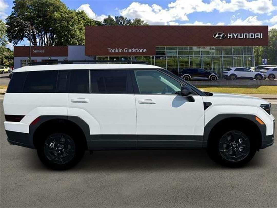 2026 Hyundai Santa Fe XRT - Image 9