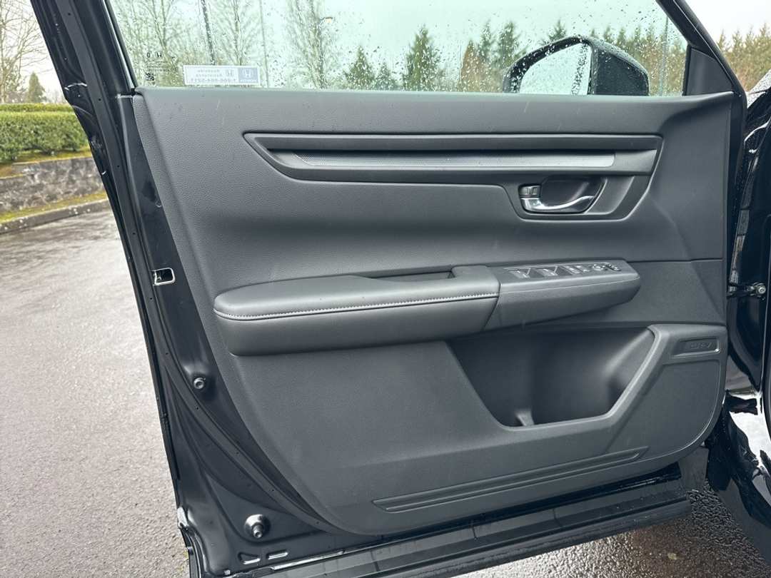 2026 Honda CR-V LX - Image 11