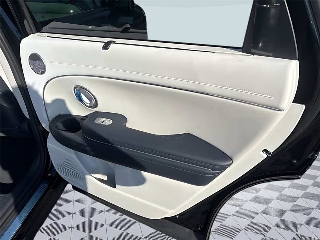 2026 Hyundai Palisade Calligraphy - Image 16