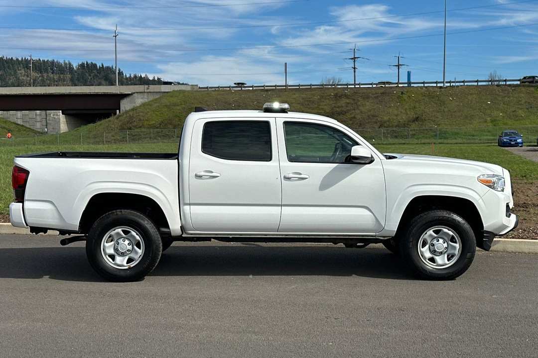 2023 Toyota Tacoma SR - Image 2