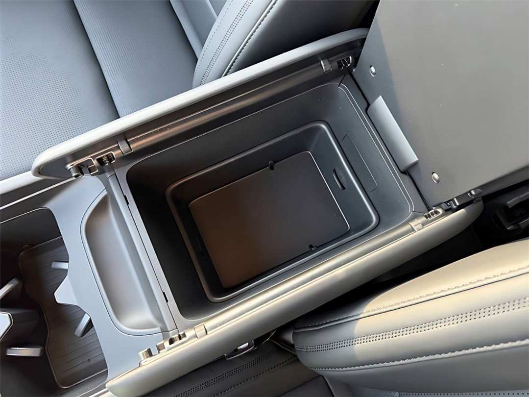 2026 Hyundai Santa Fe Calligraphy - Image 27