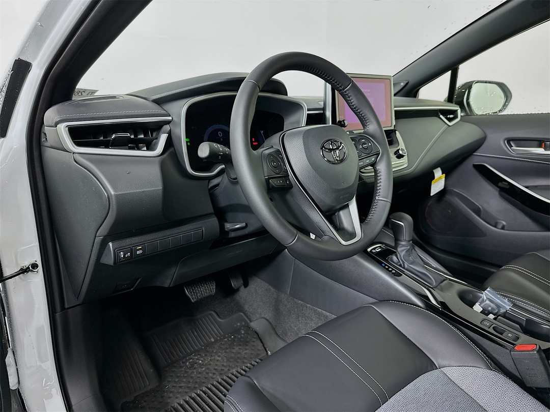 2026 Toyota Corolla XSE - Image 9