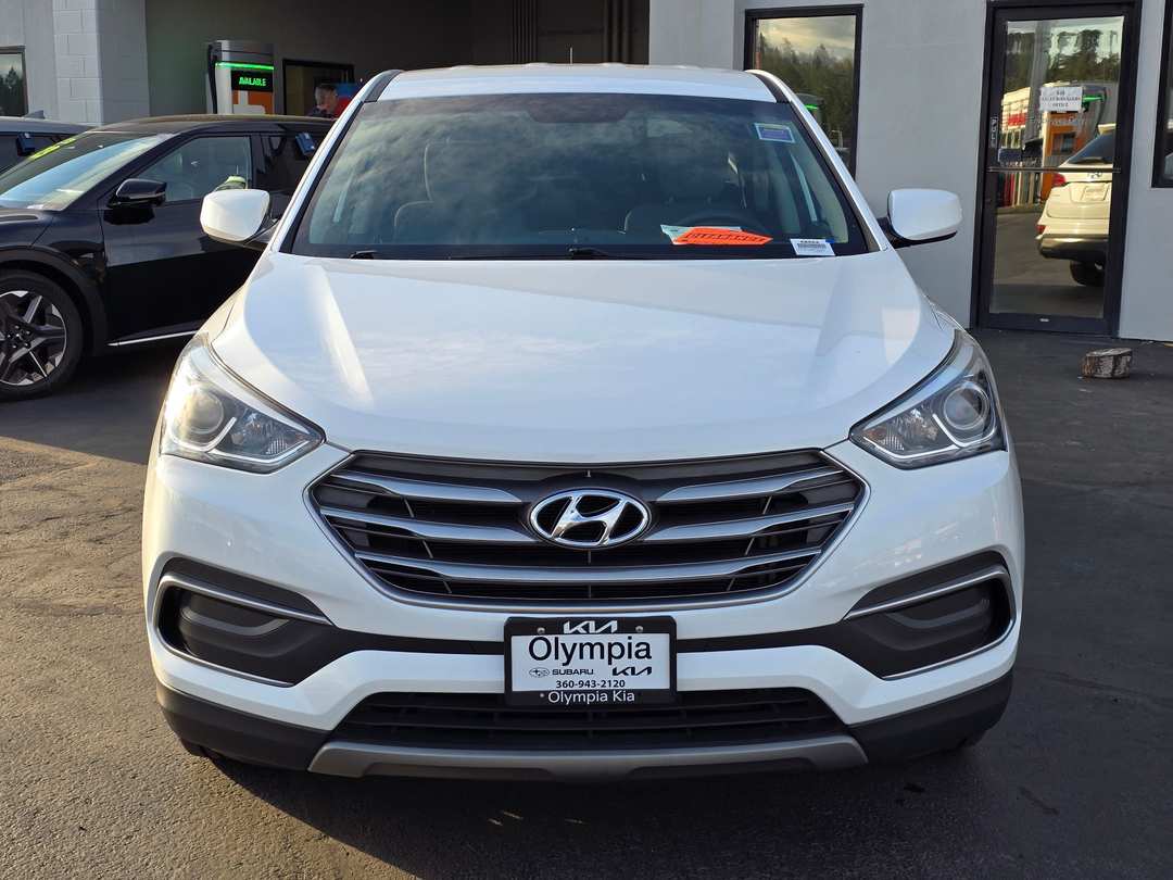 2018 Hyundai Santa Fe Sport 2.4 Base - Image 2