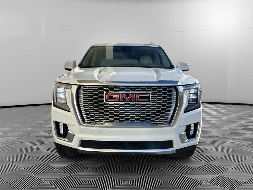 2024 GMC Yukon Xl Denali - Image 2
