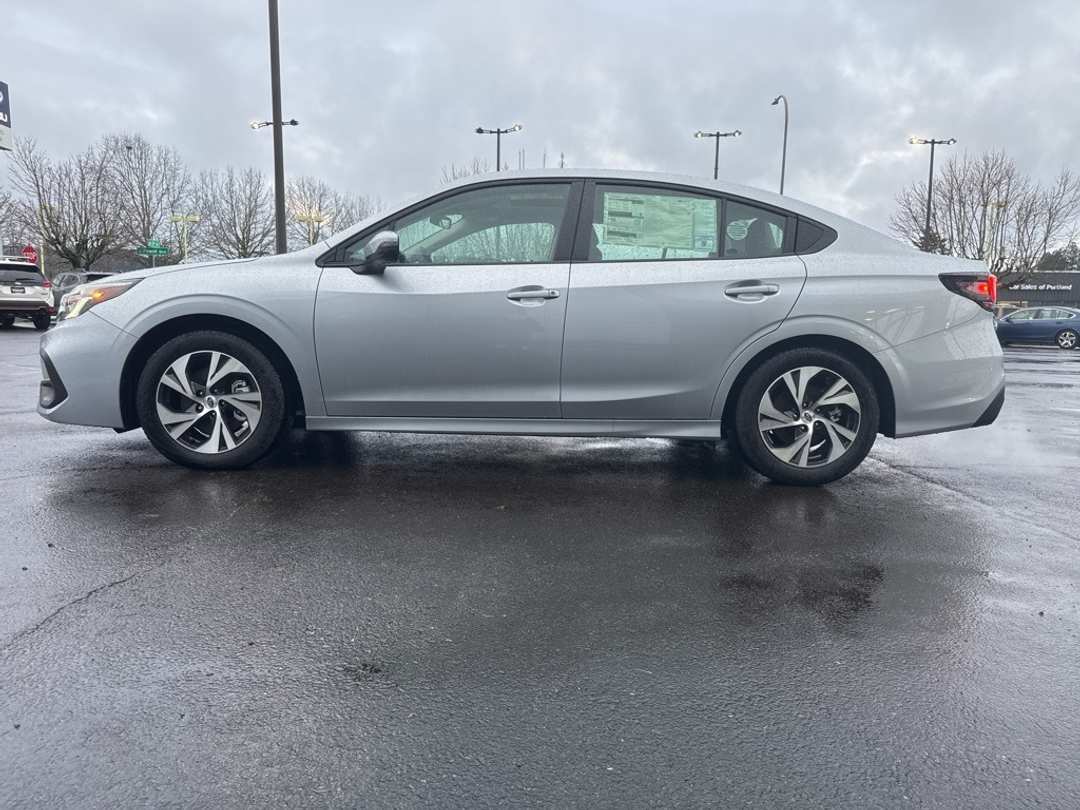 2025 Subaru Legacy Premium - Image 4