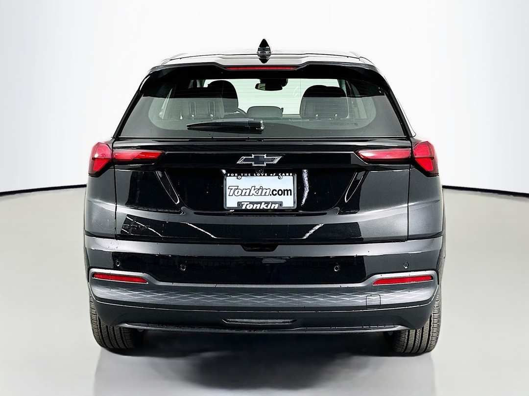 2027 Chevrolet Bolt Ev LT - Image 6