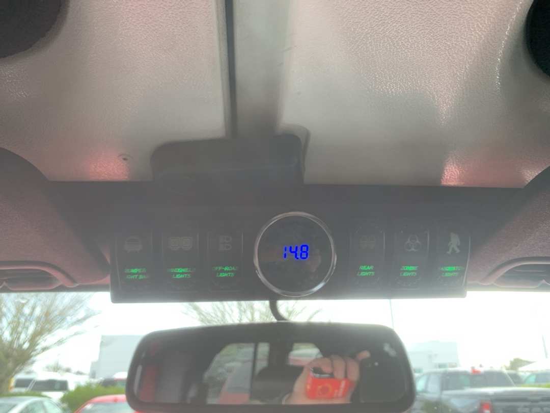 2016 Jeep Wrangler Unlimited Freedom Edition - Image 24