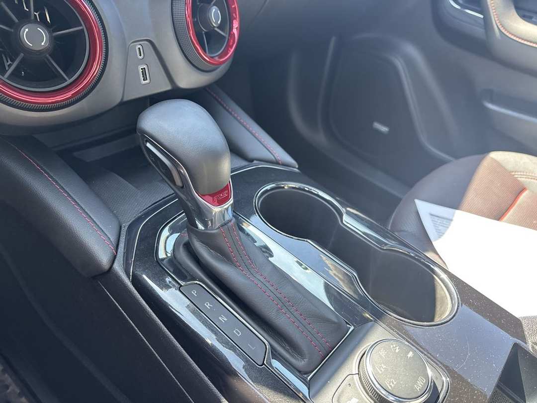 2023 Chevrolet Blazer - Image 3