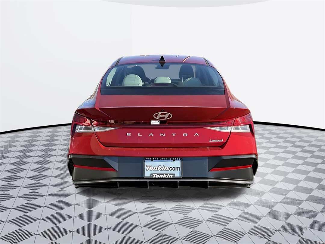 2026 Hyundai Elantra Limited - Image 6