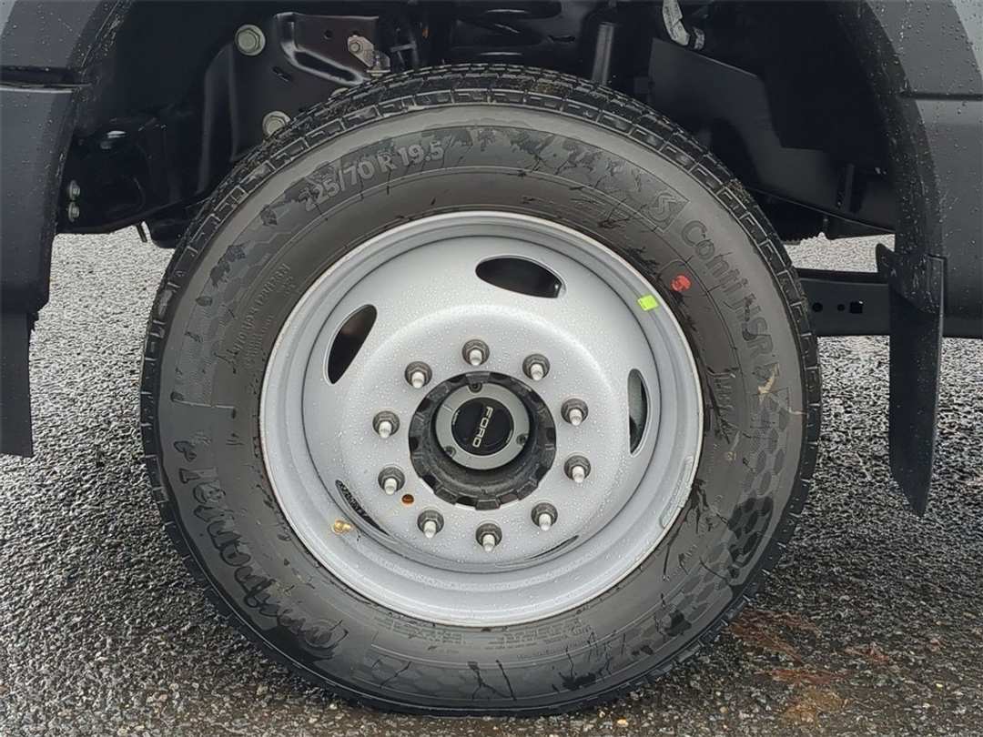 2024 Ford F-550Sd XL - Image 25