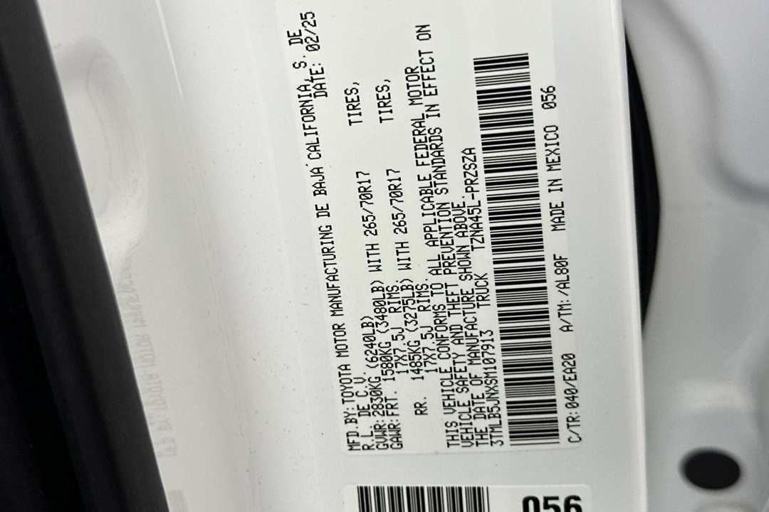 2025 Toyota Tacoma TRD OffRoad - Image 26