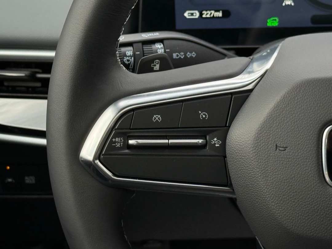 2026 Honda Prologue Touring - Image 20