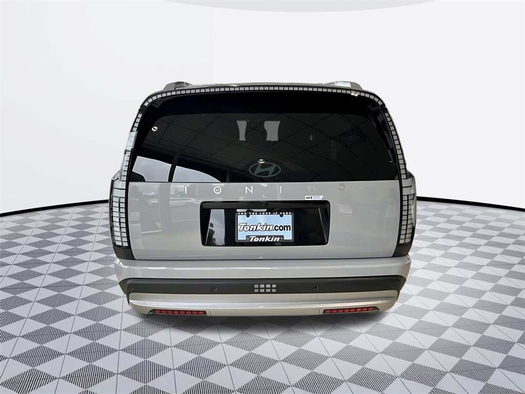 2026 Hyundai Ioniq 9 S - Image 5