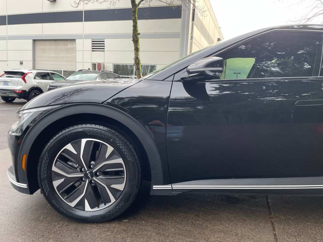 2024 Kia Ev6 Light - Image 10