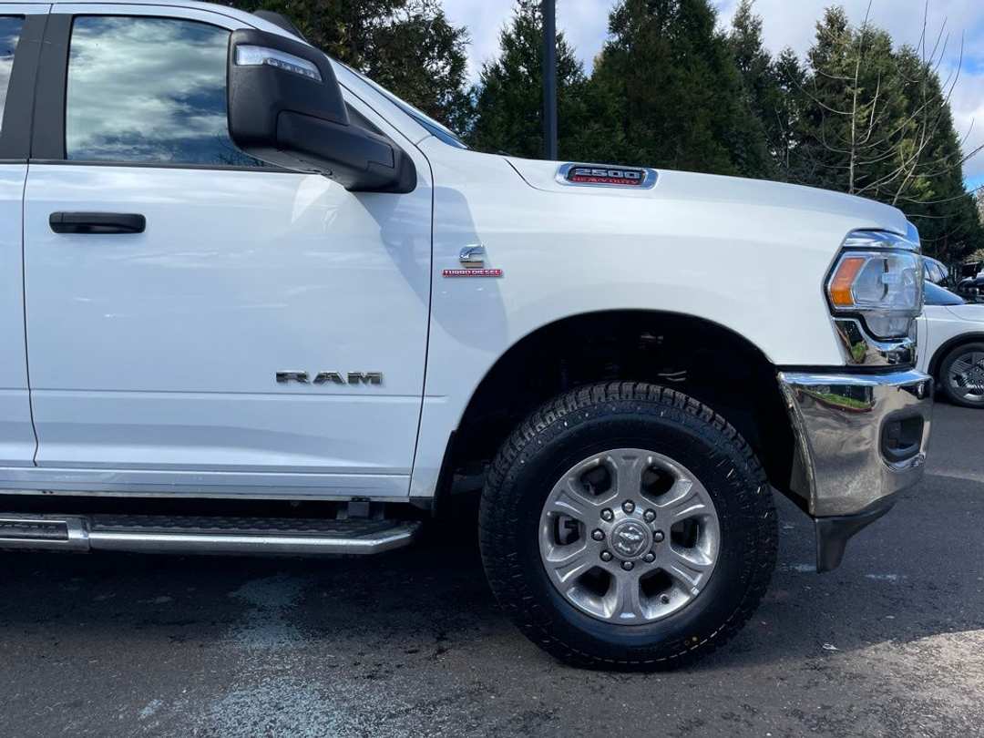 2024 Ram 2500 Big Horn - Image 2
