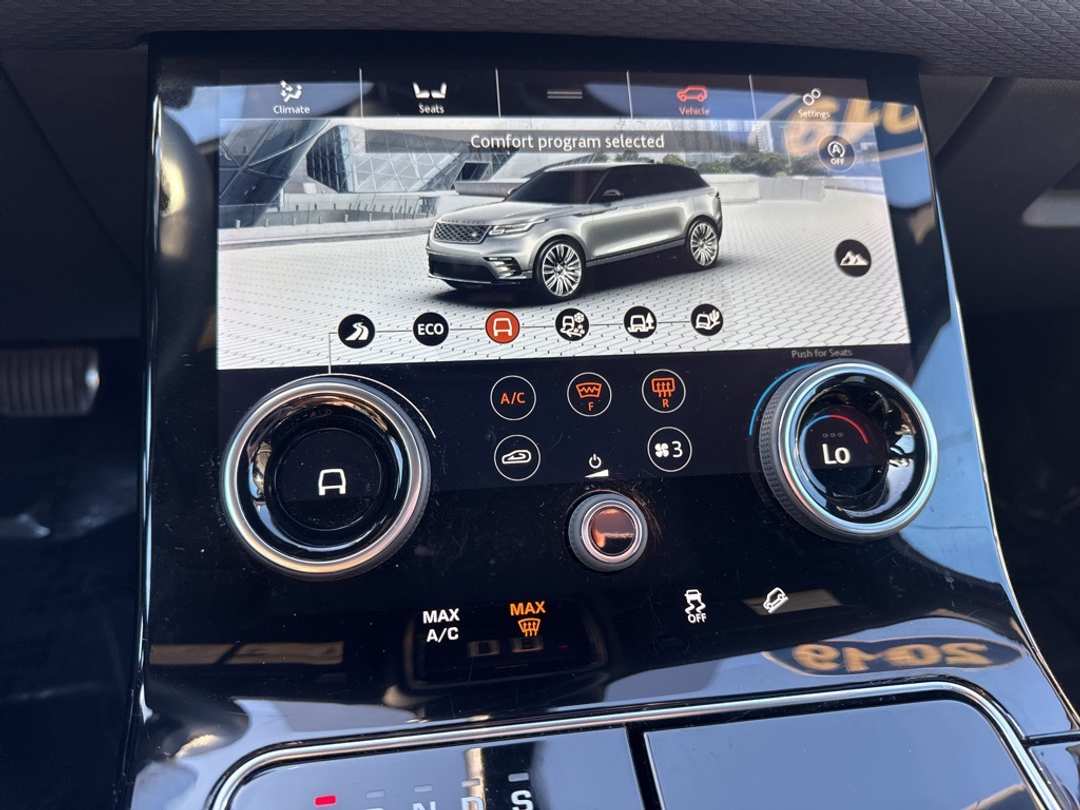 2019 Land Rover Range Rover Velar SE RDynamic - Image 25