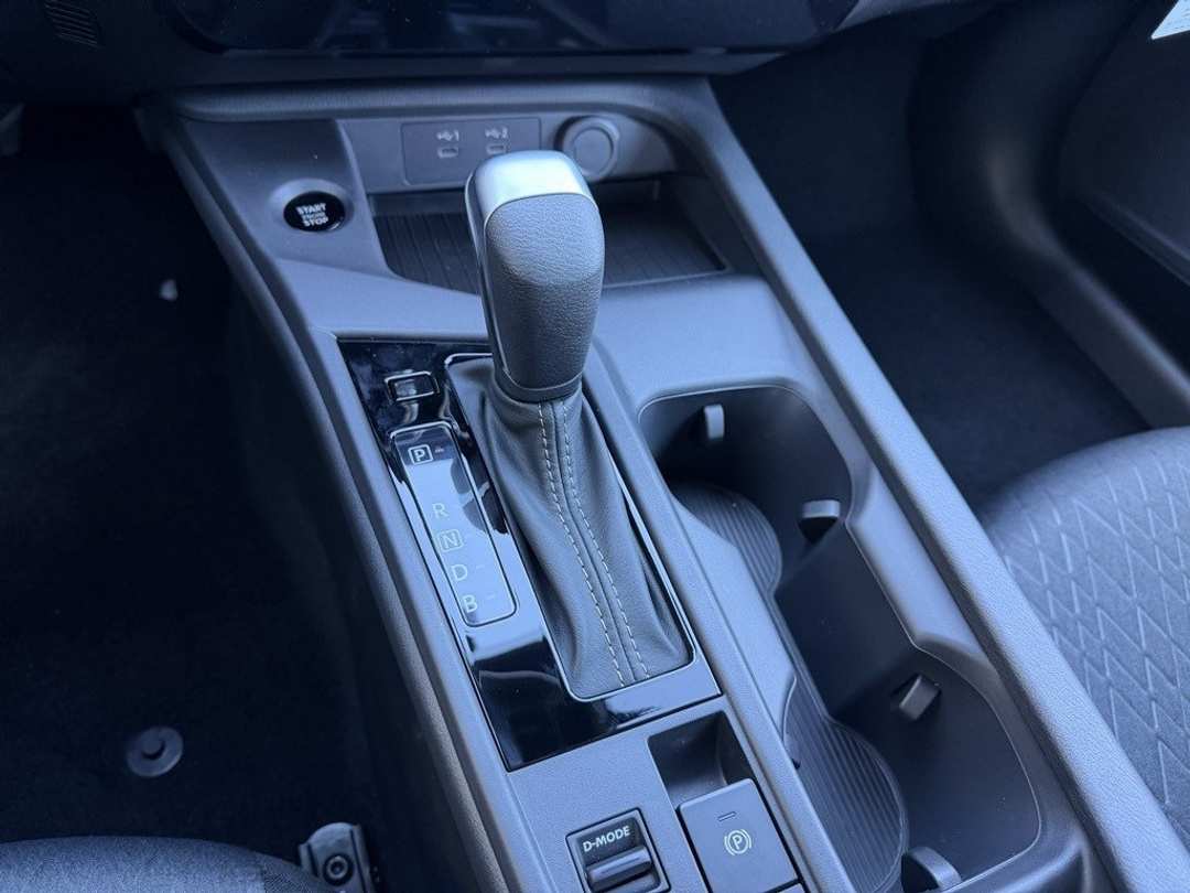 2026 Nissan Sentra SV - Image 24