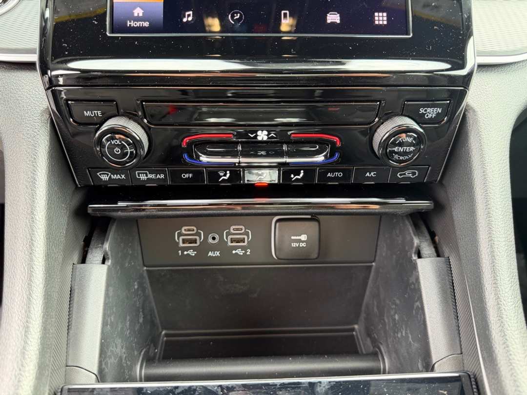 2025 Jeep Grand Cherokee Laredo X - Image 26