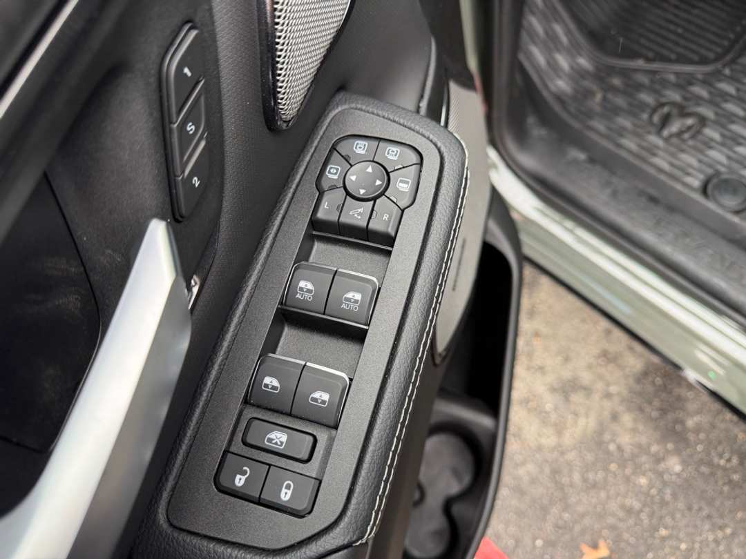 2026 Ram 1500 Rebel - Image 14