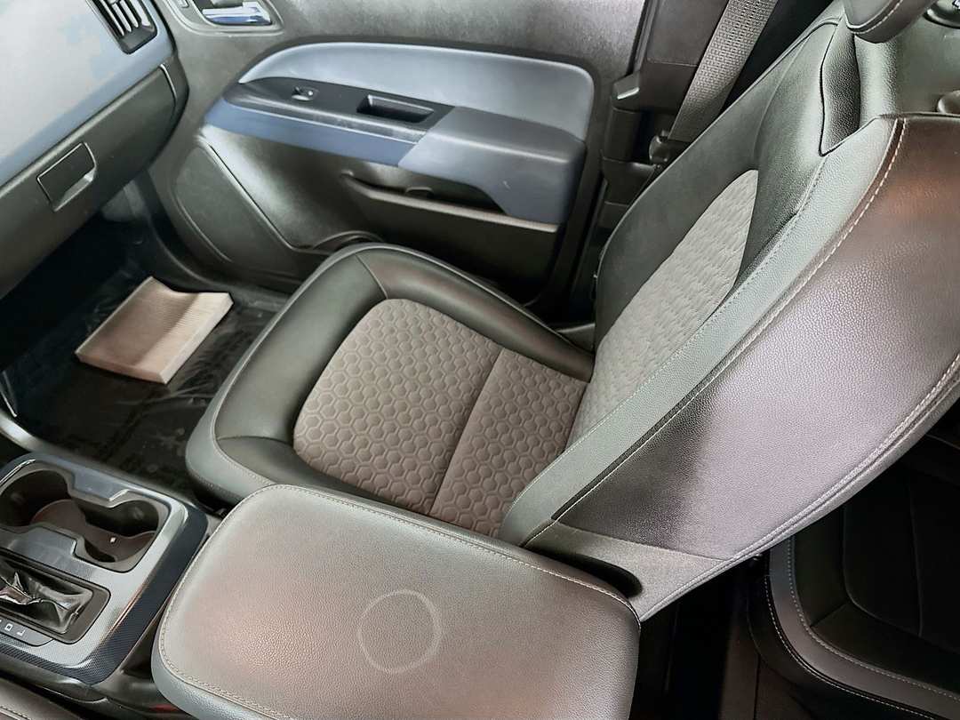 2018 Chevrolet Colorado Z71 - Image 24