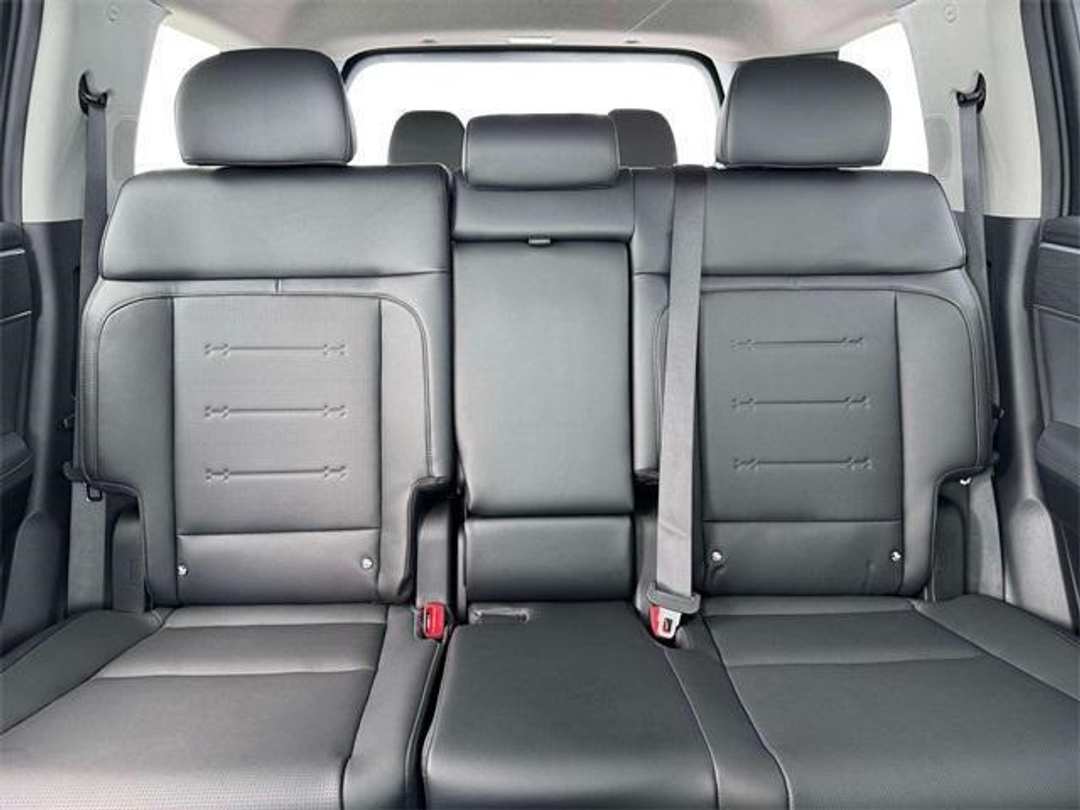 2026 Hyundai Santa Fe Limited - Image 16