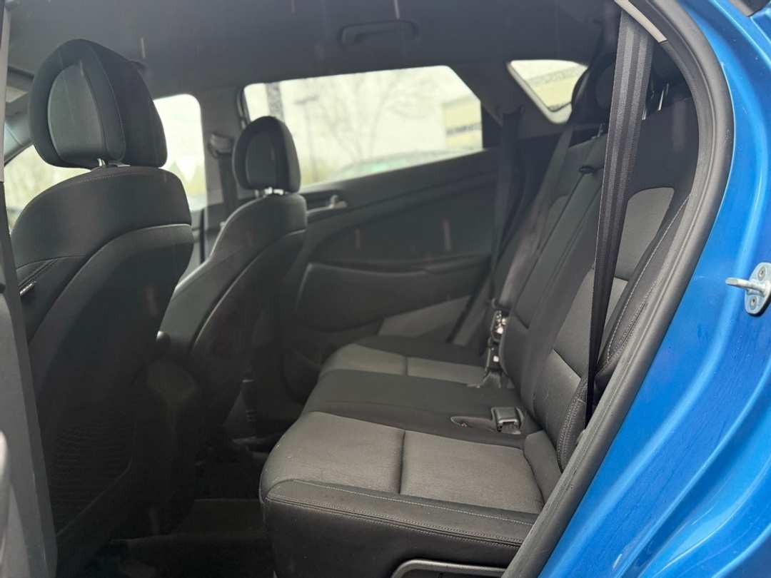 2016 Hyundai Tucson SE - Image 21