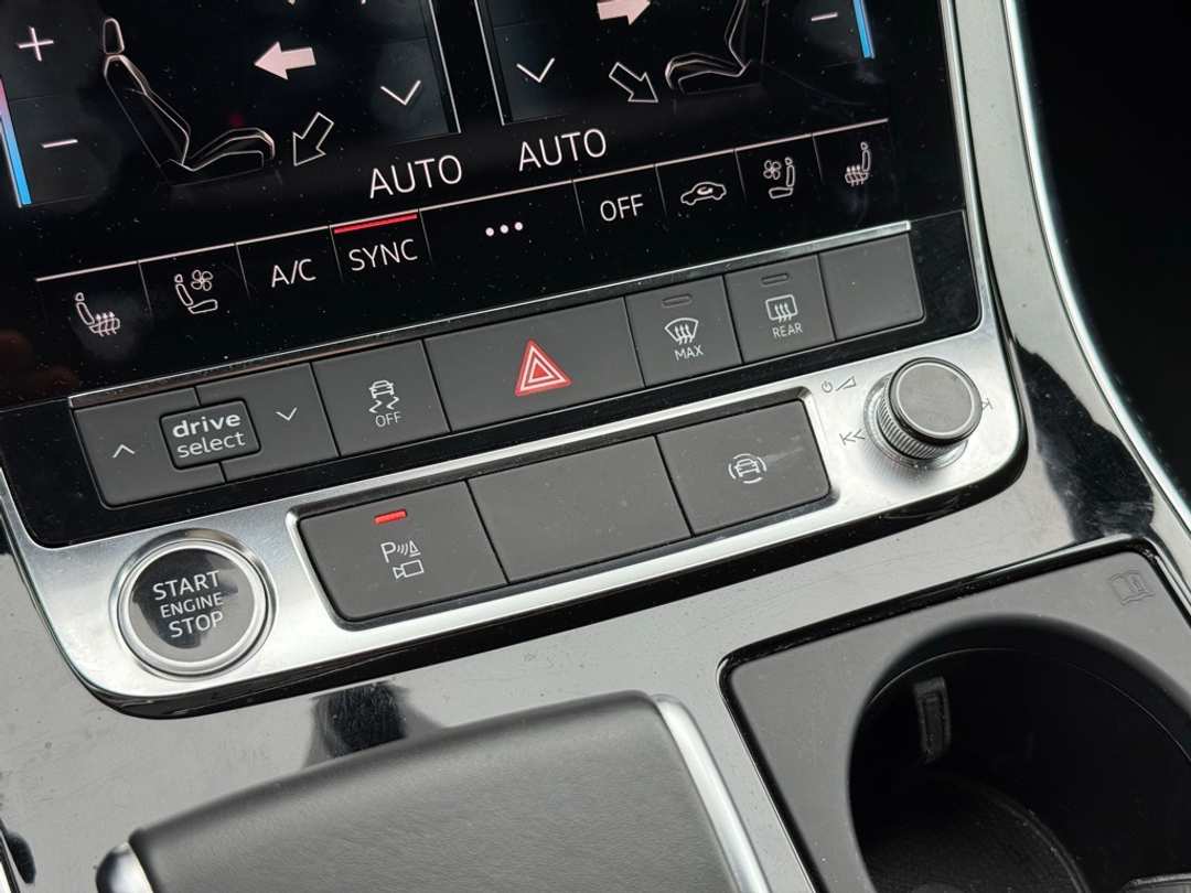 2021 Audi Q7 55 Premium Plus - Image 25