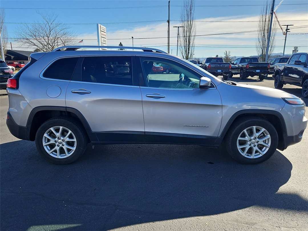 2018 Jeep Cherokee Altitude - Image 7