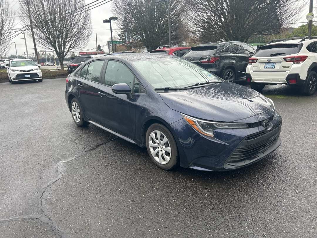 2024 Toyota Corolla LE - Image 2