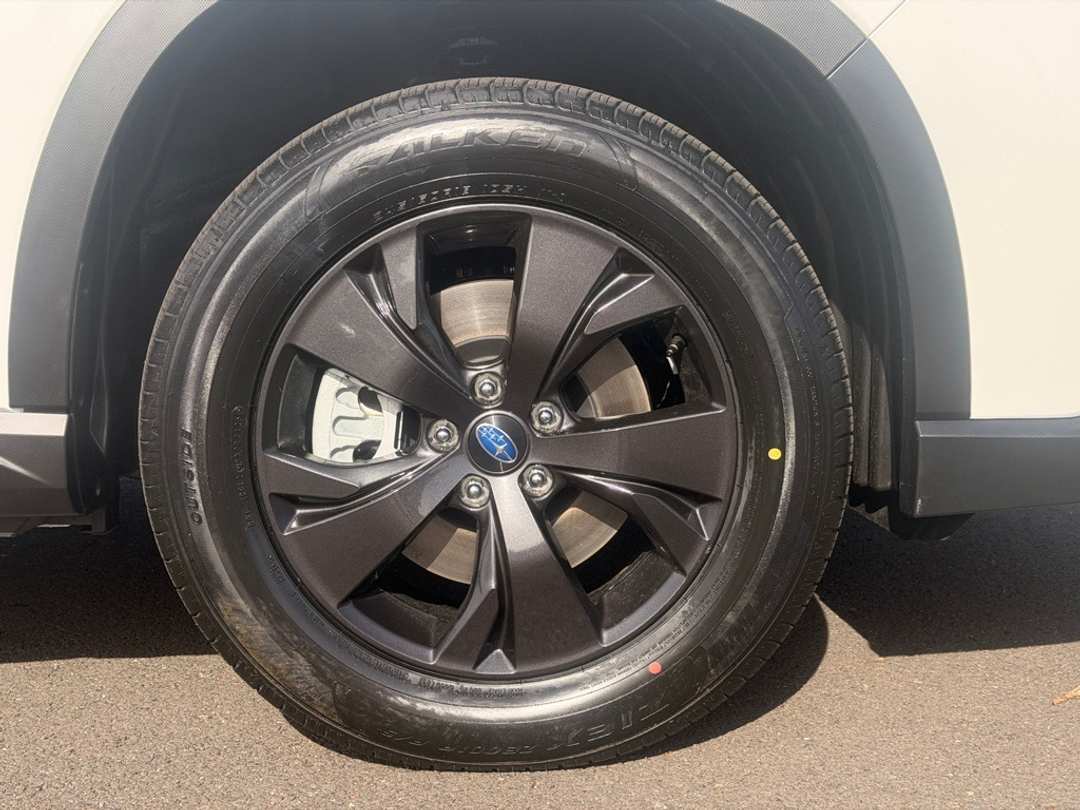 2026 Subaru Ascent Premium - Image 10