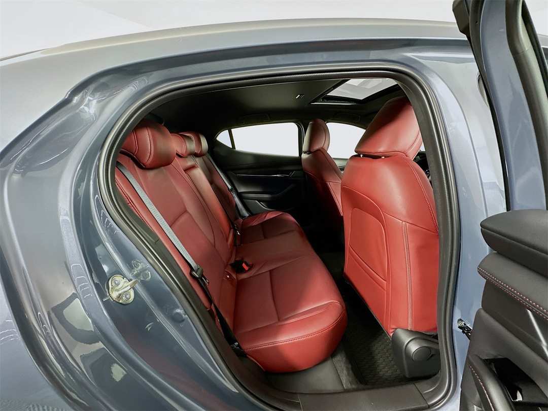 2026 MAZDA Mazda3 2.5 S Carbon Edition - Image 27