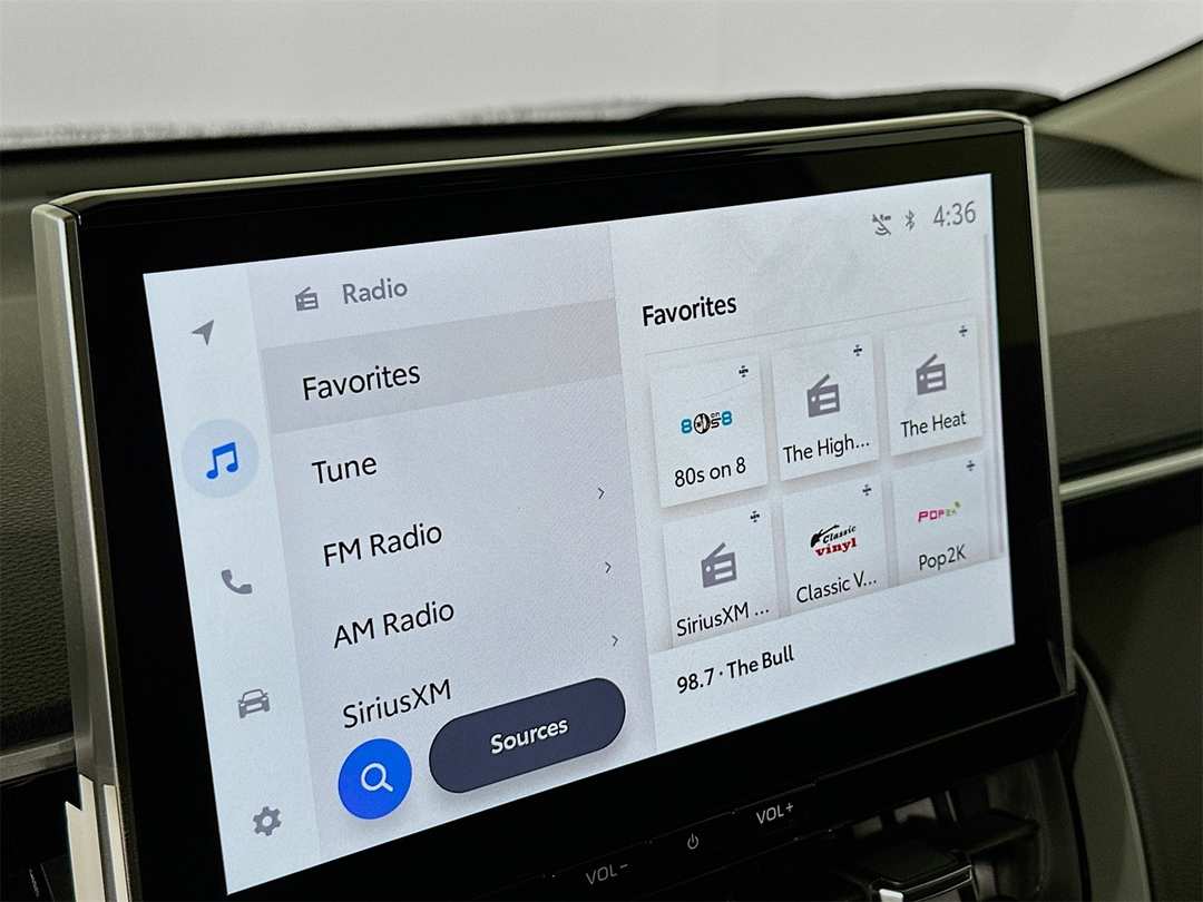 2026 Toyota Corolla Cross XLE - Image 15