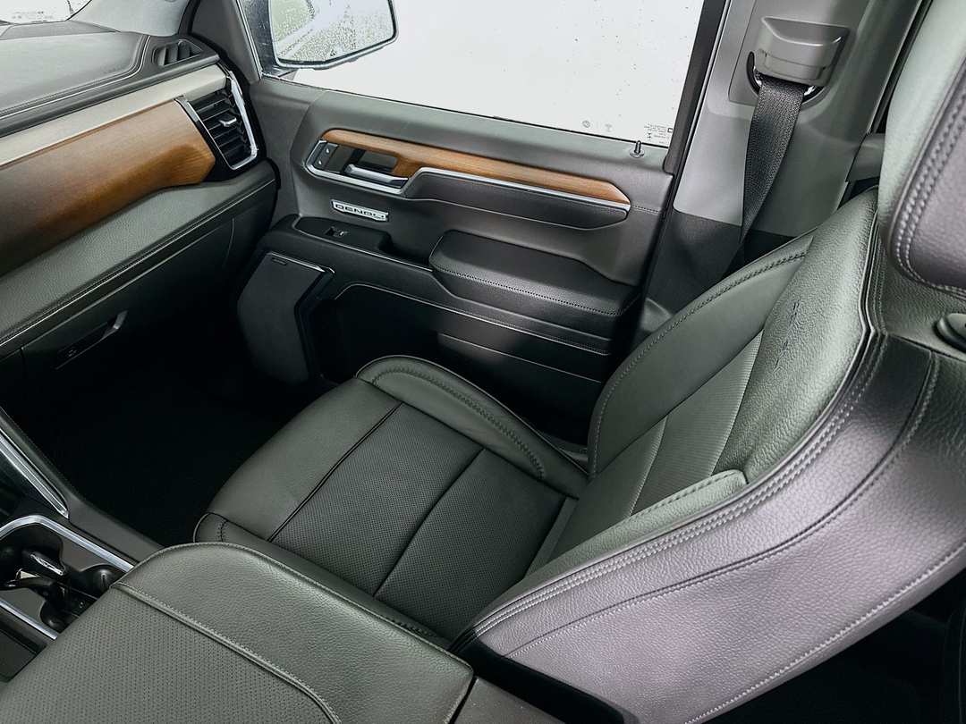 2023 GMC Sierra 1500 Denali - Image 26