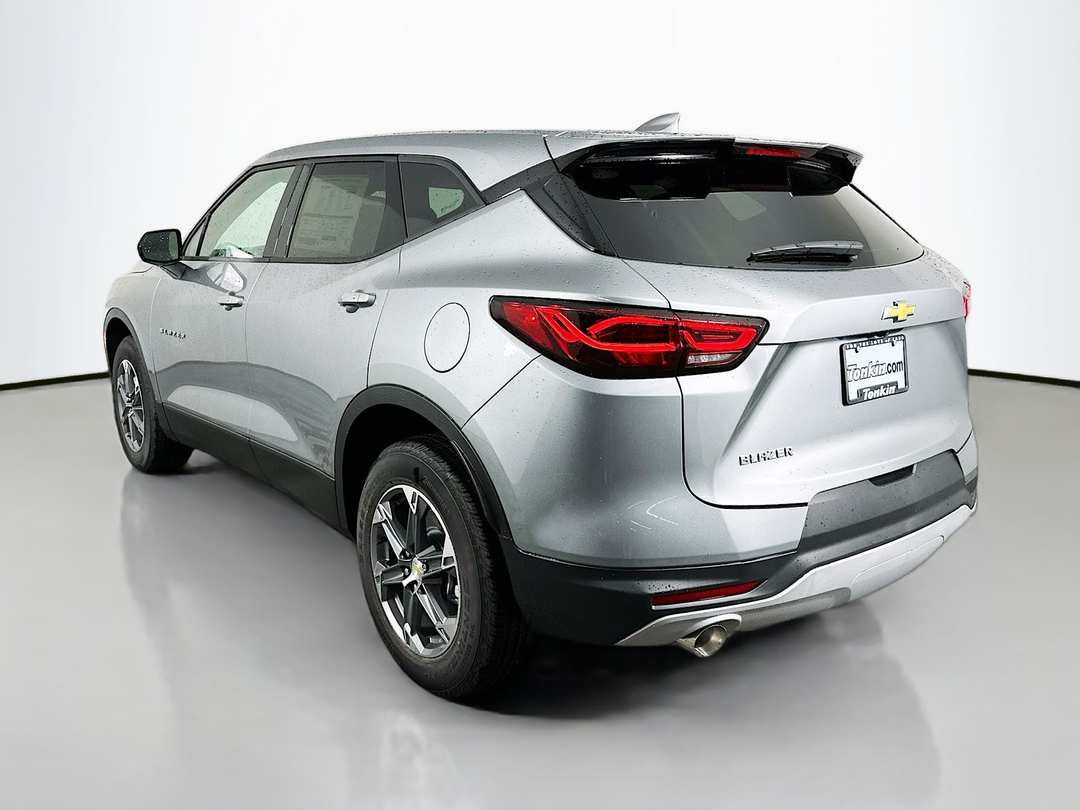 2025 Chevrolet Blazer LT - Image 6
