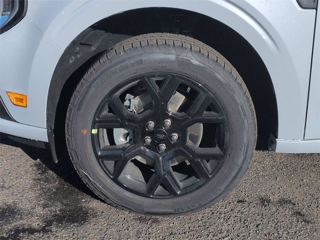 2026 Ford Maverick Lobo Standard - Image 31