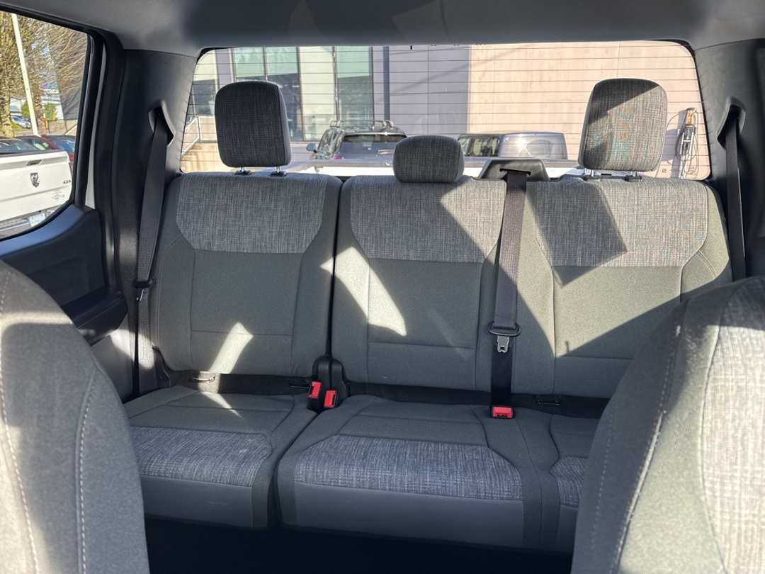 2023 Ford F-150 XLT - Image 39
