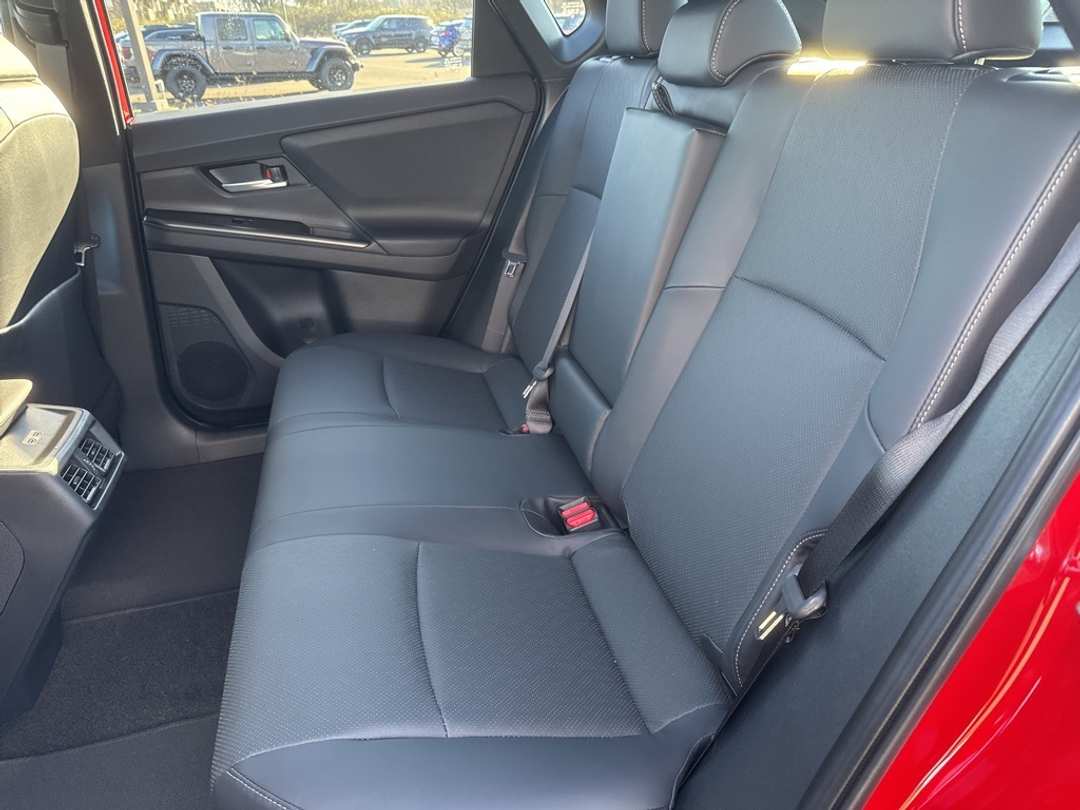 2026 Subaru Solterra Premium - Image 17