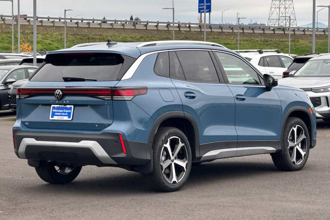 2026 Volkswagen Tiguan 2.0T SE - Image 3