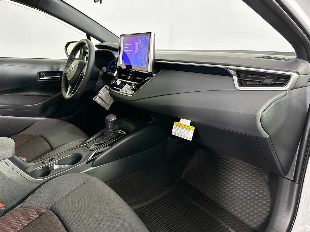 2026 Toyota Corolla SE - Image 27