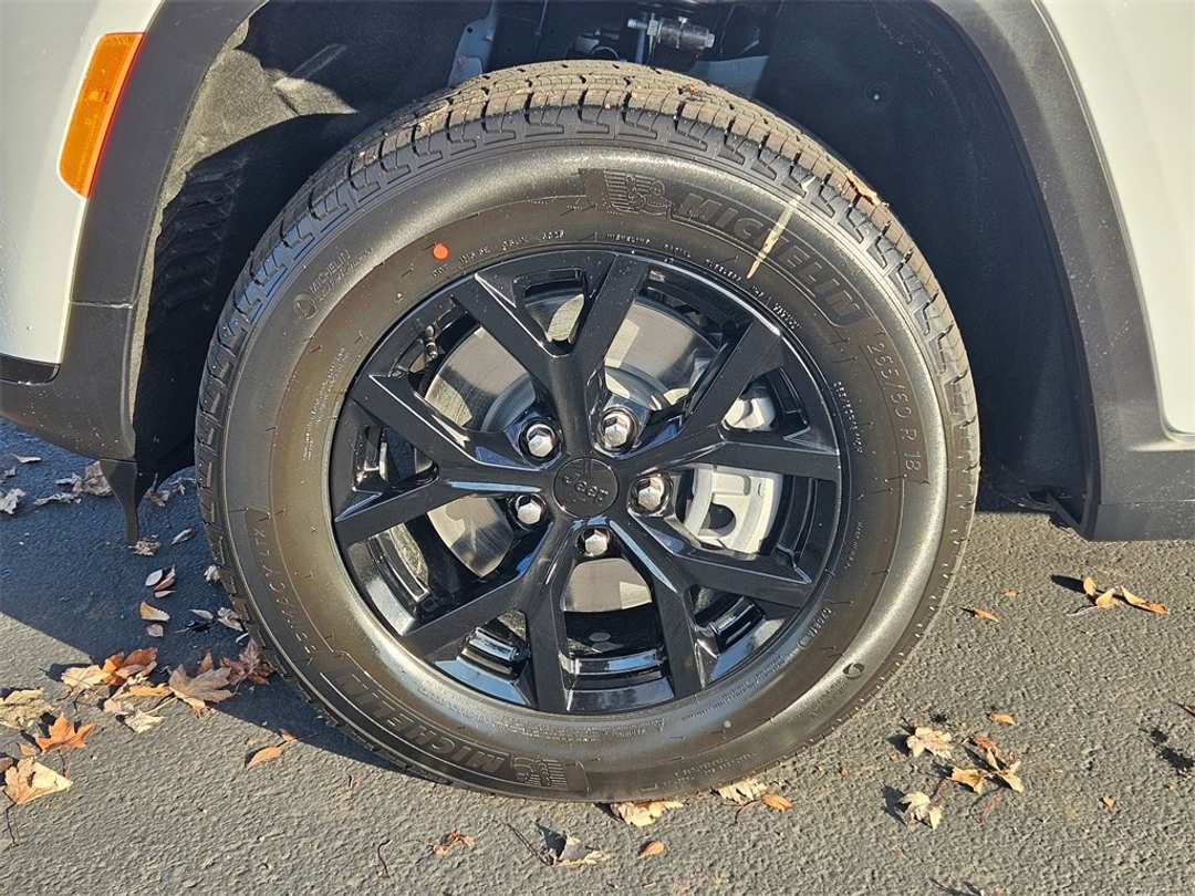 2025 Jeep Grand Cherokee L Altitude X - Image 40