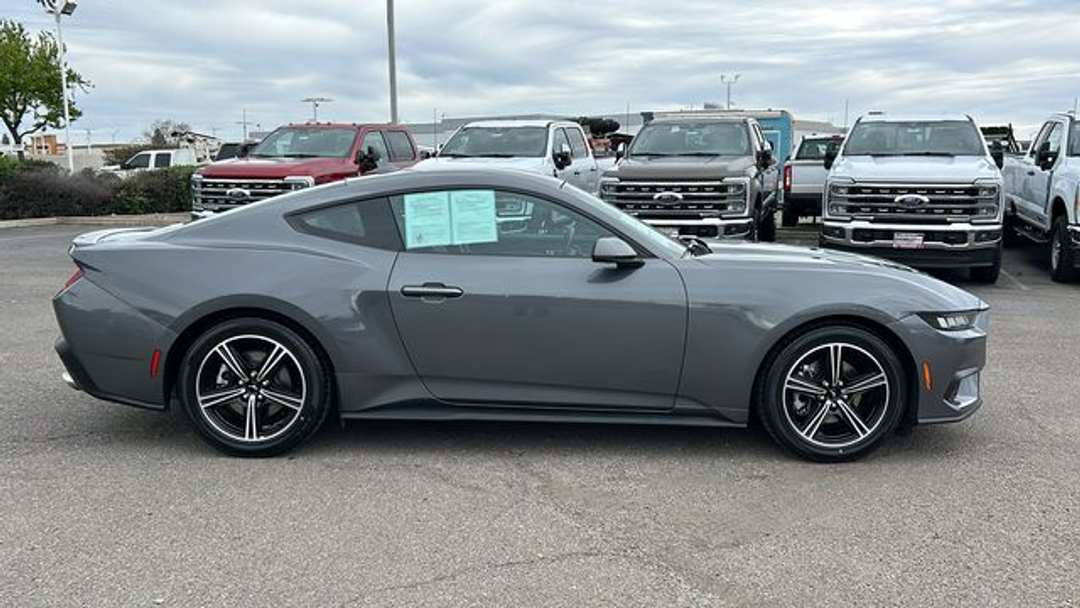 2024 Ford Mustang EcoBoost Premium - Image 2