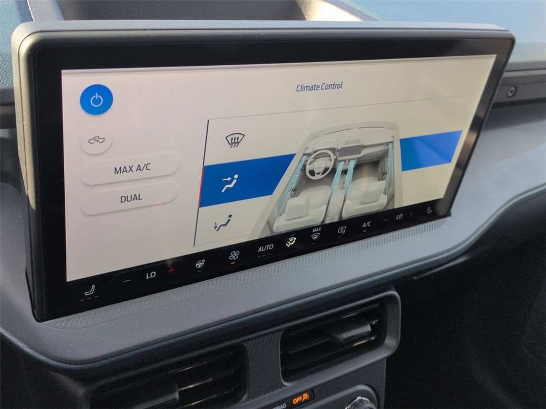 2026 Ford Maverick Lariat - Image 21