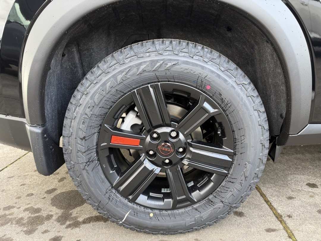 2026 Nissan Rogue Rock Creek - Image 9