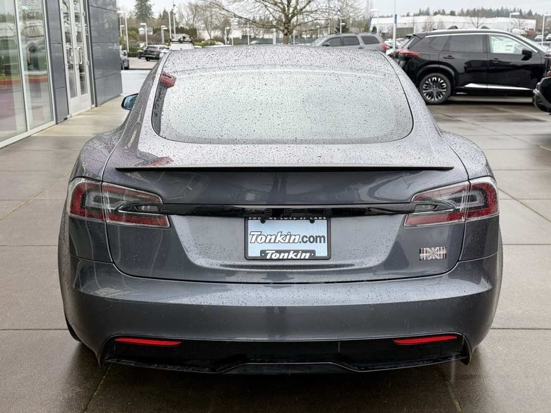 2021 Tesla Model S Plaid - Image 8