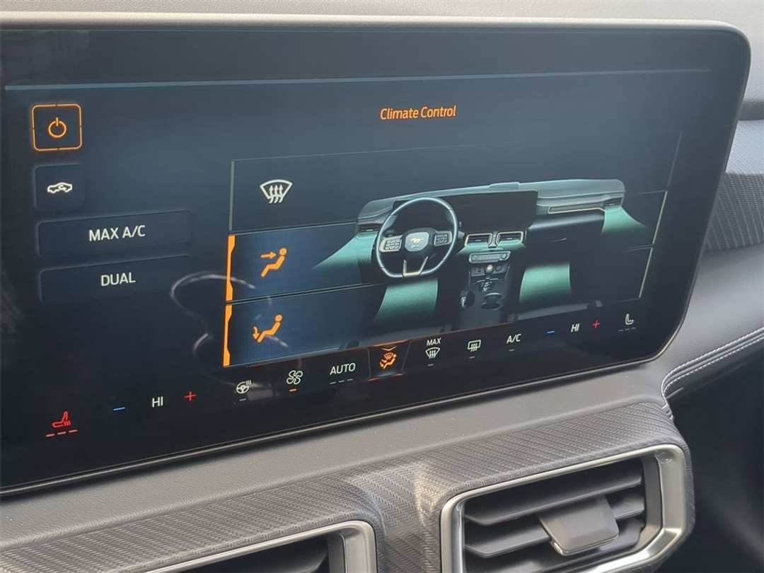 2025 Ford Mustang GT Premium - Image 21