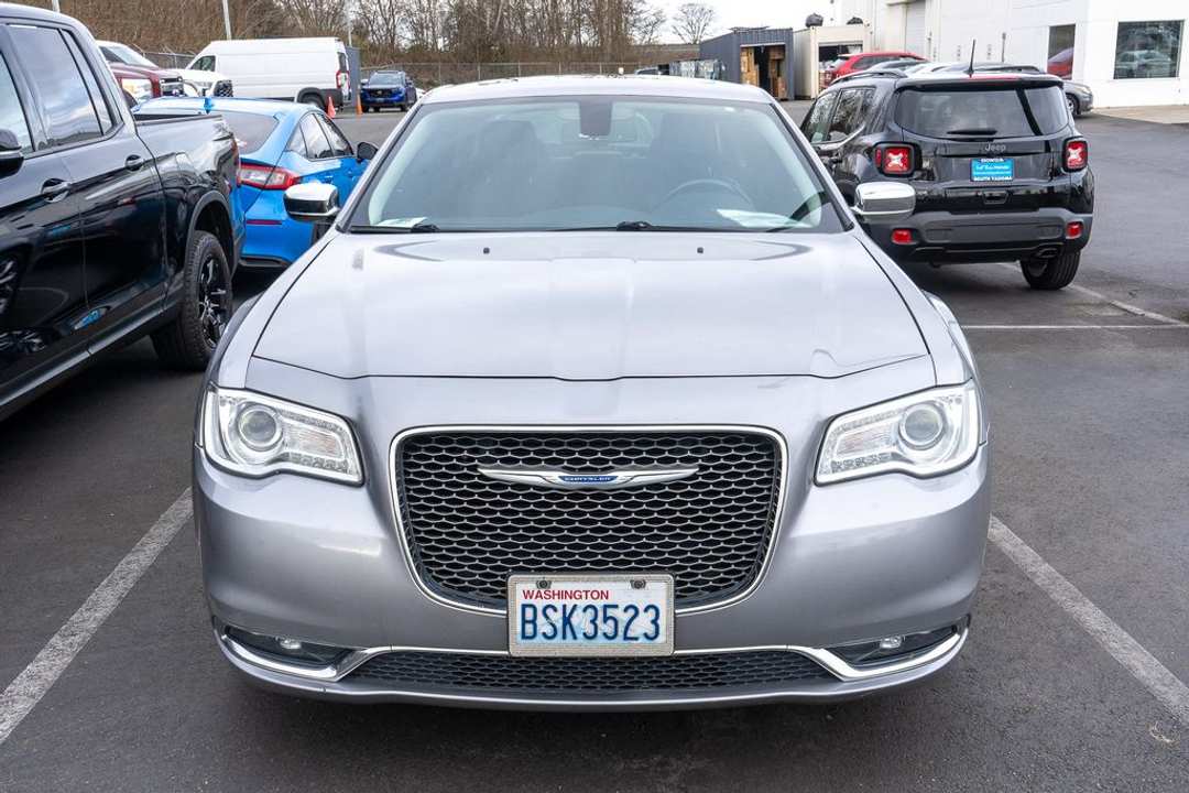 2018 Chrysler 300 Limited - Image 2