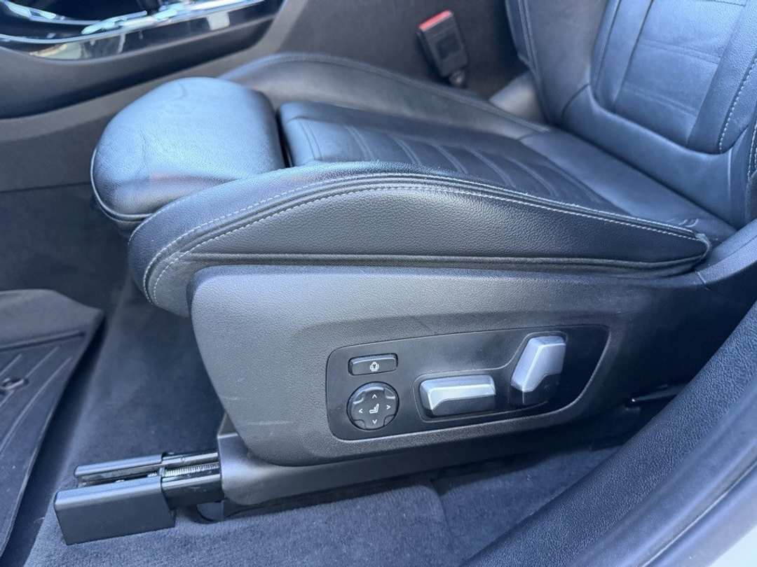 2018 BMW X3 xDrive30i - Image 15