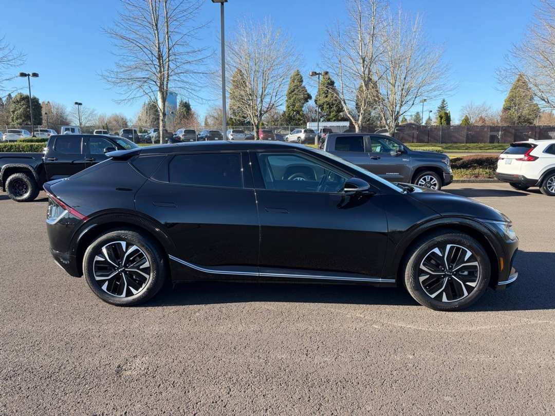 2022 Kia Ev6 Wind - Image 9