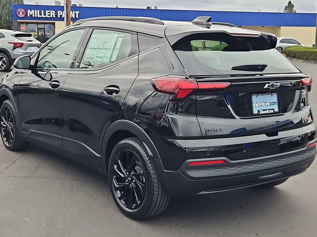 2027 Chevrolet Bolt Ev RS - Image 3